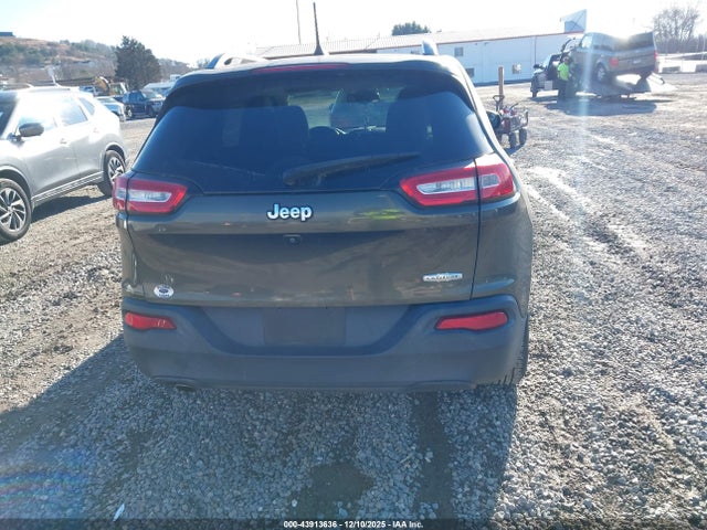 Jeep Cherokee Latitude 2016 1C4PJLCB5GW149277 Image 16