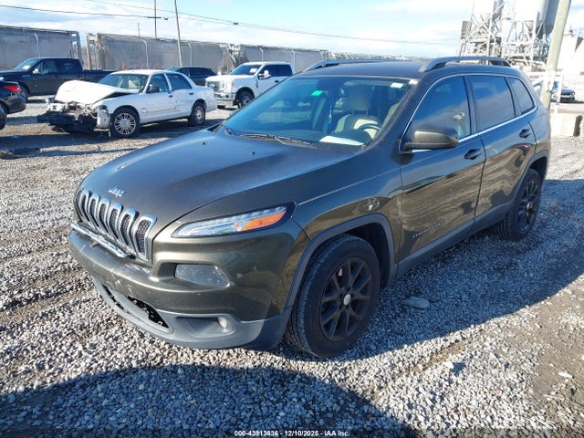 Jeep Cherokee Latitude 2016 1C4PJLCB5GW149277 Image 2