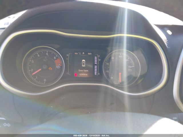 Jeep Cherokee Latitude 2016 1C4PJLCB5GW149277 Image 7