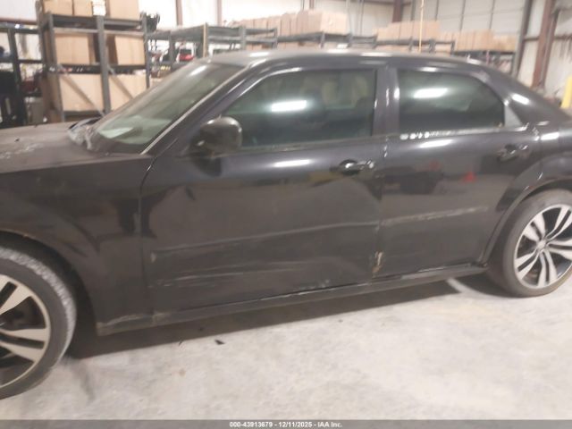 2010 CHRYSLER 300C 2C3CA6CT3AH148485 Photo 5