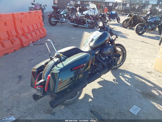 2024 HARLEY-DAVIDSON FLTRX 1HD1KH716RB632996 Photo 3