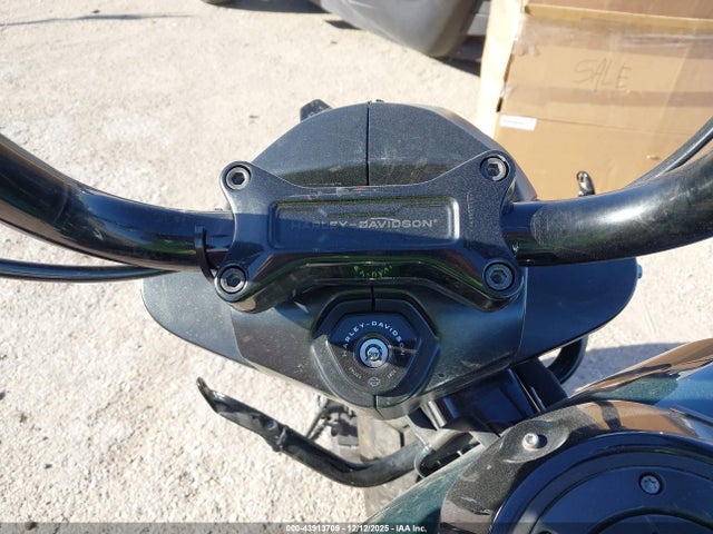 2024 HARLEY-DAVIDSON FLTRX 1HD1KH716RB632996 Photo 6
