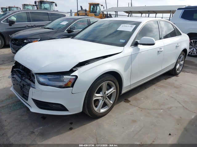 2013 AUDI A4 WAUDFAFL8DN039819 Photo 1