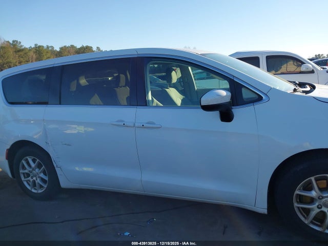 Aukcja sprzedaży 2017 Chrysler Pacifica Touring, vin: 2C4RC1DGXHR759168, numer aukcji: 43913825