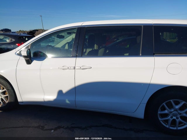 Aukcja sprzedaży 2017 Chrysler Pacifica Touring, vin: 2C4RC1DGXHR759168, numer aukcji: 43913825