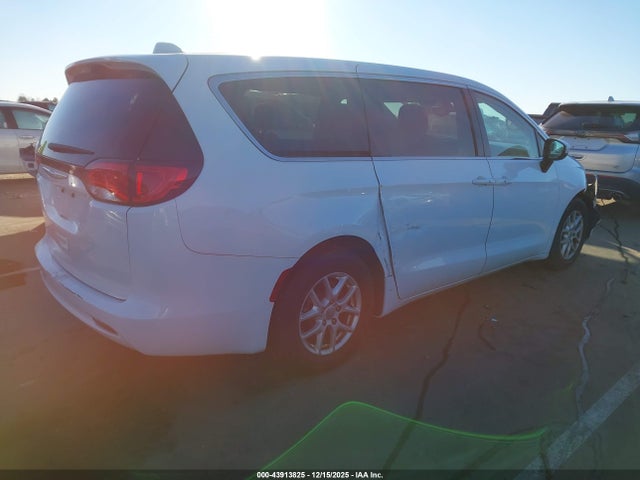 Aukcja sprzedaży 2017 Chrysler Pacifica Touring, vin: 2C4RC1DGXHR759168, numer aukcji: 43913825