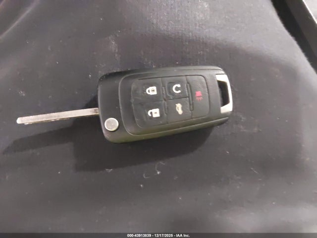 2GNFLGEK7F6223017 Chevrolet Equinox 2lt