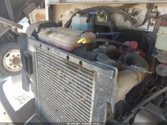Продажа на аукционе авто 2010 Freightliner Chassis M Line Walk-in Van, vin: 4UZAAPDU0ACAS1436, номер лота: 43913861