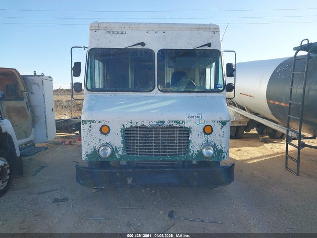 Продажа на аукционе авто 2010 Freightliner Chassis M Line Walk-in Van, vin: 4UZAAPDU0ACAS1436, номер лота: 43913861