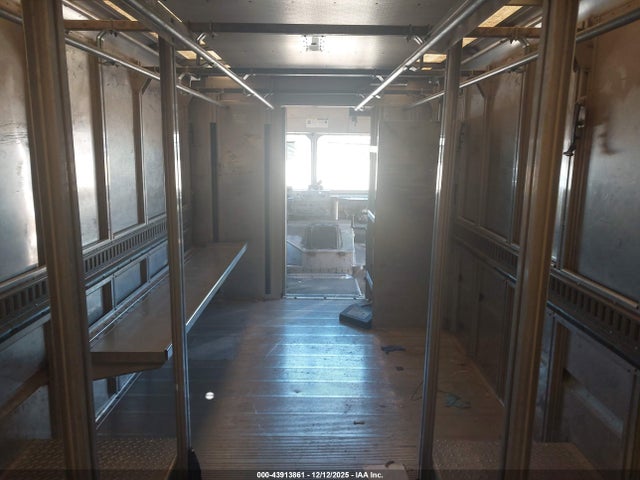 Продажа на аукционе авто 2010 Freightliner Chassis M Line Walk-in Van, vin: 4UZAAPDU0ACAS1436, номер лота: 43913861