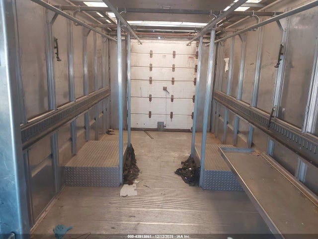 Продажа на аукционе авто 2010 Freightliner Chassis M Line Walk-in Van, vin: 4UZAAPDU0ACAS1436, номер лота: 43913861