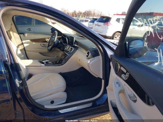 2016 MERCEDES-BENZ C 300 55SWF4KB8GU165867 Photo 4