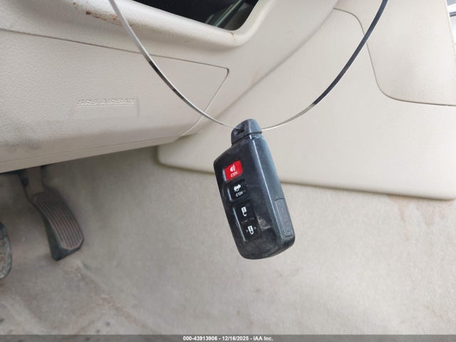 Продажа на аукционе авто 2012 Toyota Camry Hybrid Xle, vin: 4T1BD1FK6CU004848, номер лота: 43913906