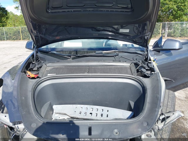 2023 TESLA MODEL Y 7SAYGAEE0PF846166 Photo 9