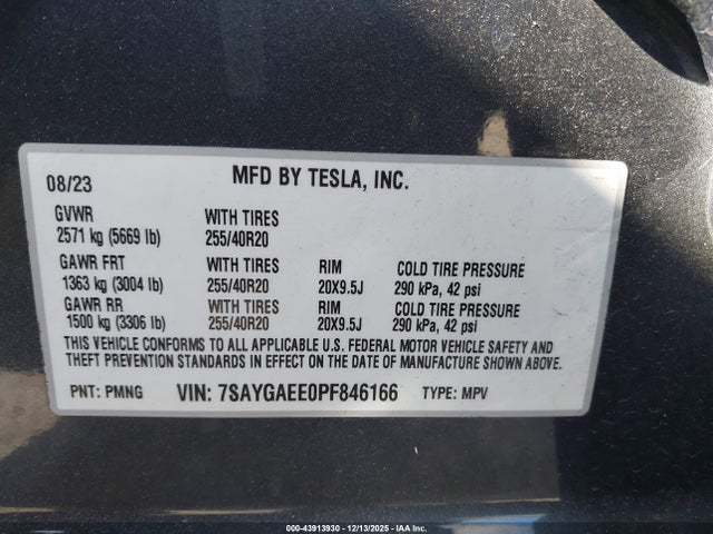 2023 TESLA MODEL Y 7SAYGAEE0PF846166 Photo 8