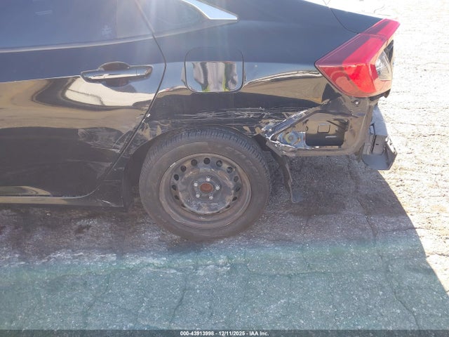 Honda Civic Lx 2019 19XFC2F67KE212106 Image 18