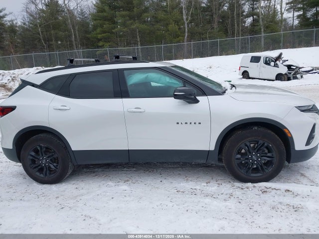 3GNKBJR40NS164967 Chevrolet Blazer Awd 3lt
