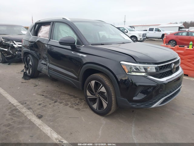 43914090 :رقم المزاد ، 3VVUX7B22PM370914 vin ، 2023 Volkswagen Taos 1.5t Se مزاد بيع