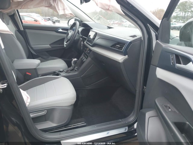 43914090 :رقم المزاد ، 3VVUX7B22PM370914 vin ، 2023 Volkswagen Taos 1.5t Se مزاد بيع