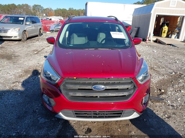 1FMCU0GD8HUF05746 Ford ESCAPE SE