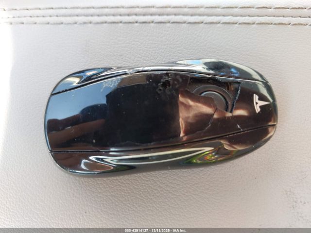 2015 TESLA MODEL S 5YJSA1S18FFP79644 Photo 10