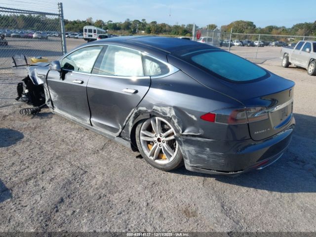 2015 TESLA MODEL S 5YJSA1S18FFP79644 Photo 2