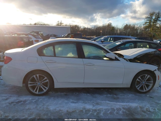 WBA8E5G34HNU44902 BMW 320i Xdrive