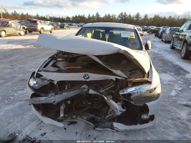 WBA8E5G34HNU44902 BMW 320i Xdrive