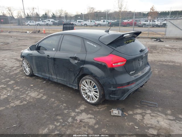 2017 FORD FOCUS RS WF0DP3TH2H4122201 Photo 2