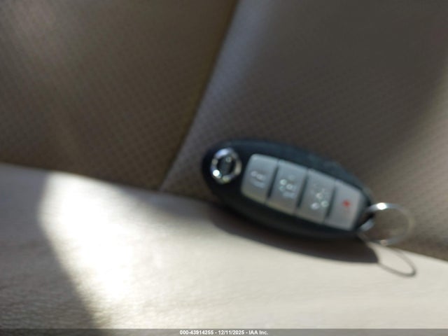 5N1AT2MT4EC868127 Nissan Rogue Sl
