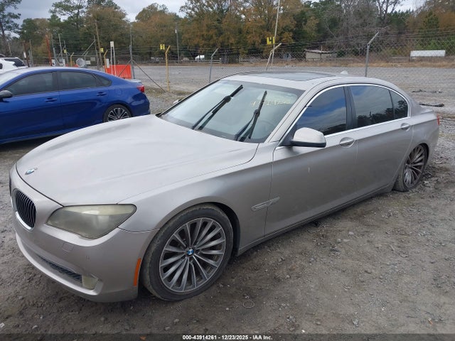 2011 Bmw 740li მანქანა იყიდება აუქციონზე, vin: WBAKB4C55BC392814, აუქციონის ნომერი: 43914261