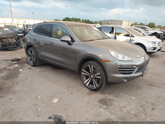2013 PORSCHE CAYENNE WP1AF2A29DLA41938