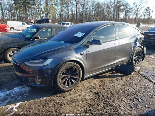 2018 TESLA MODEL X 5YJXCAE27JF118247 Photo 1
