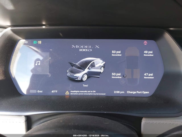 2018 TESLA MODEL X 5YJXCAE27JF118247 Photo 6