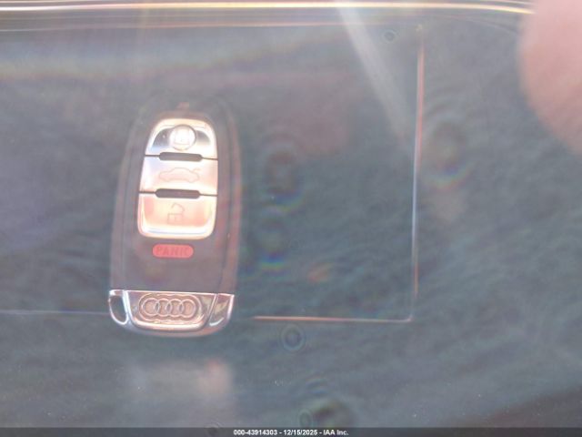 2010 AUDI A5 WAULFAFR9AA025916 Photo 10