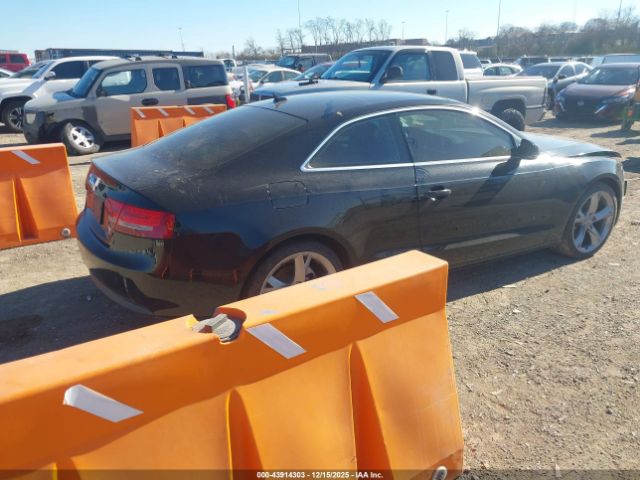 2010 AUDI A5 WAULFAFR9AA025916 Photo 3