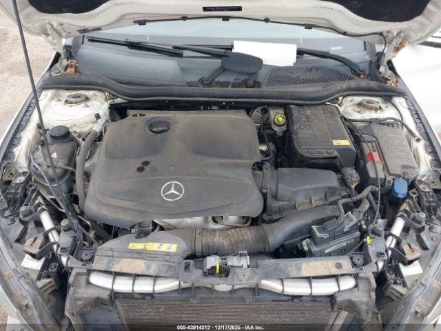 2014 MERCEDES-BENZ CLA 250 WDDSJ4EB6EN125138 Photo 9