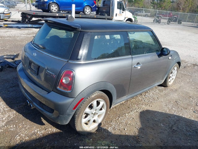2009 MINI COOPER S WMWMF73519TX40097 Photo 3