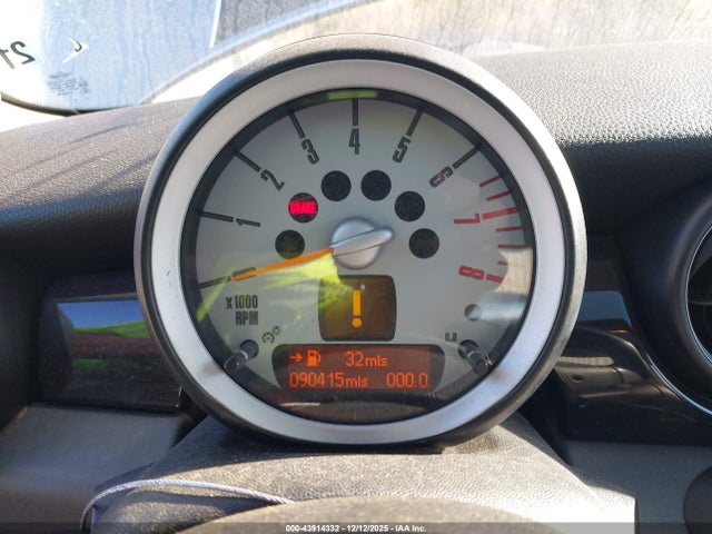 2009 MINI COOPER S WMWMF73519TX40097 Photo 6