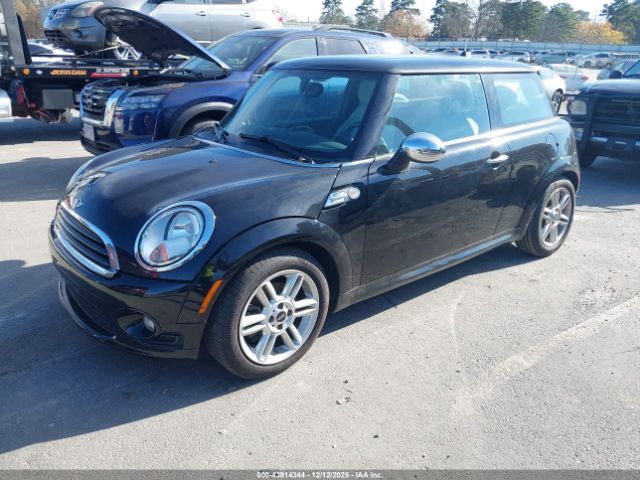 2011 MINI COOPER WMWSU3C5XBT092030 Photo 1