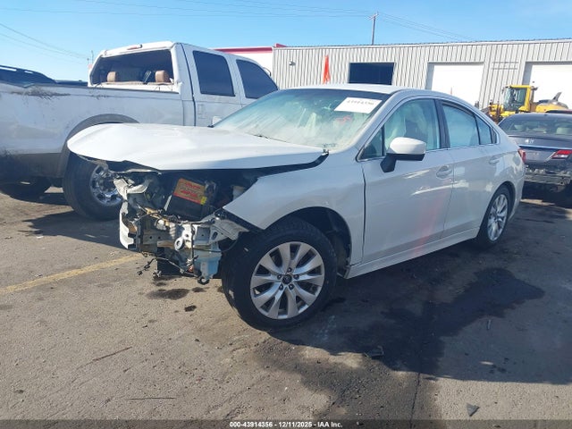 Subaru Legacy 2.5i Premium 2016 4S3BNBC6XG3035420 Image 2