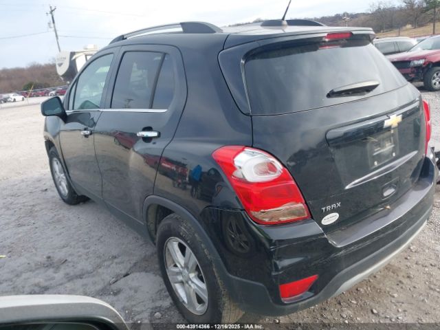 2019 CHEVROLET TRAX KL7CJLSB3KB906870 Photo 2