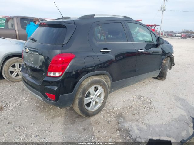 2019 CHEVROLET TRAX KL7CJLSB3KB906870 Photo 3