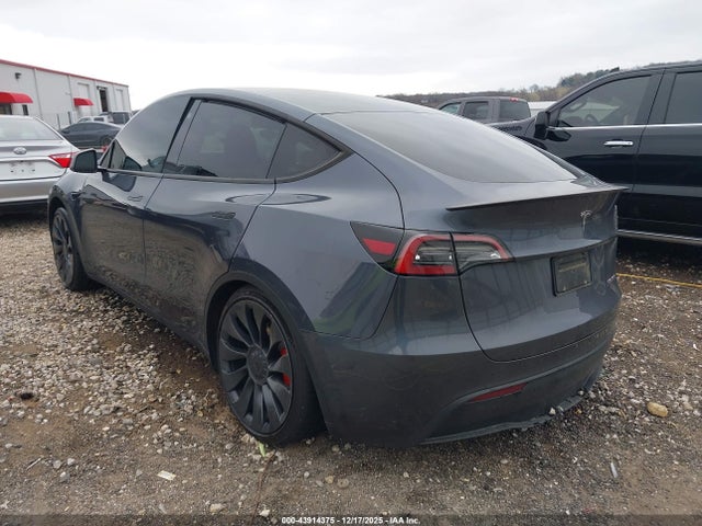 7SAYGDEF6PF766073 Tesla Model Y Performance Dual Motor All-wheel Drive