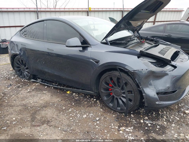 7SAYGDEF6PF766073 Tesla Model Y Performance Dual Motor All-wheel Drive
