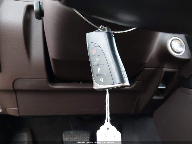 43914389 :رقم المزاد ، 58ABZ1B1XKU044677 vin ، 2019 Lexus Es 350 مزاد بيع