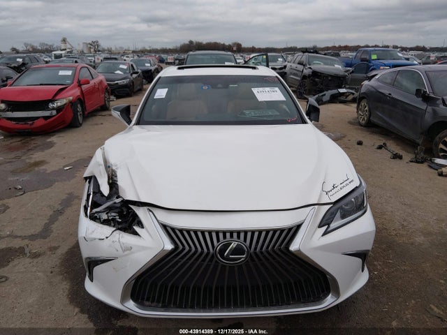 43914389 :رقم المزاد ، 58ABZ1B1XKU044677 vin ، 2019 Lexus Es 350 مزاد بيع