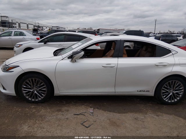 43914389 :رقم المزاد ، 58ABZ1B1XKU044677 vin ، 2019 Lexus Es 350 مزاد بيع