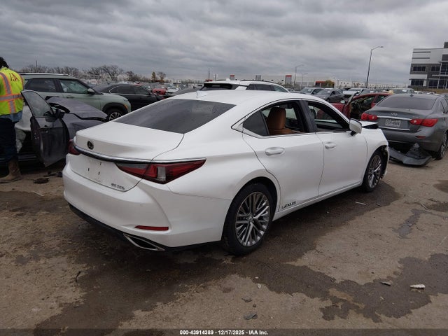 43914389 :رقم المزاد ، 58ABZ1B1XKU044677 vin ، 2019 Lexus Es 350 مزاد بيع