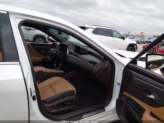 43914389 :رقم المزاد ، 58ABZ1B1XKU044677 vin ، 2019 Lexus Es 350 مزاد بيع